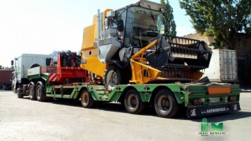 Transportation of agricultural machinery