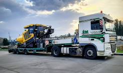 Негабаритная перевозка универсального автоукладчика Bomag. 